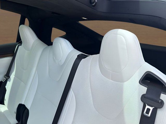 2023 Tesla MODEL X — миниатюра 28