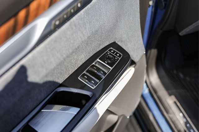 2026 Cadillac ESCALADE ESV 4WD PLATINUM SPORT — фото 22