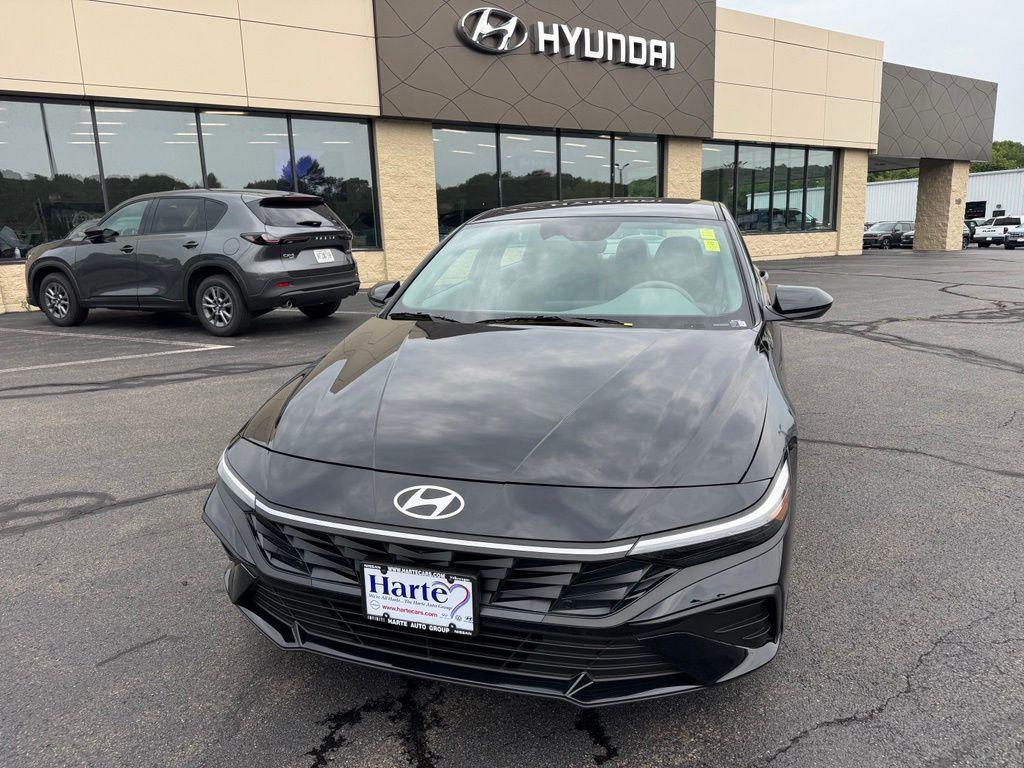 New 2026 Hyundai ELANTRA Sport