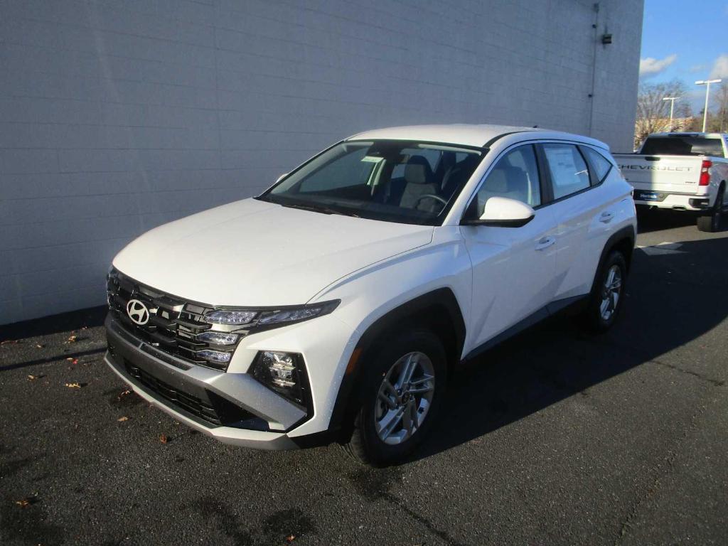 New 2026 Hyundai TUCSON SE
