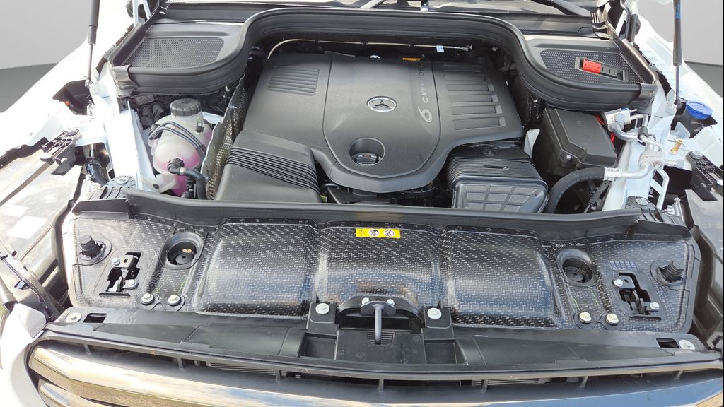 2026 Mercedes-BENZ GLS — миниатюра 19