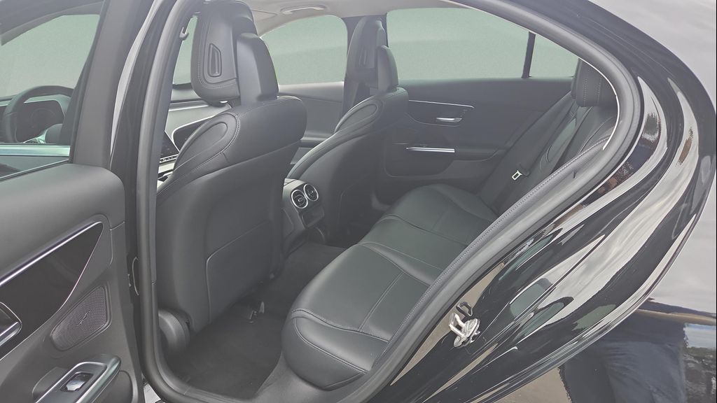 صورة مصغرة 11 لـ 2022 Mercedes-BENZ C-CLASS