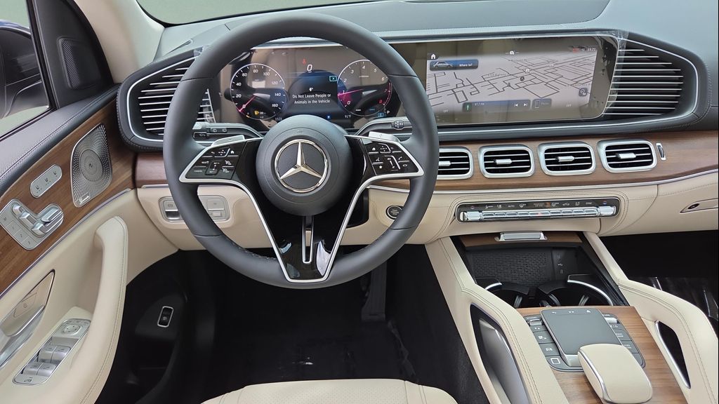 2026 Mercedes-BENZ GLE — миниатюра 12