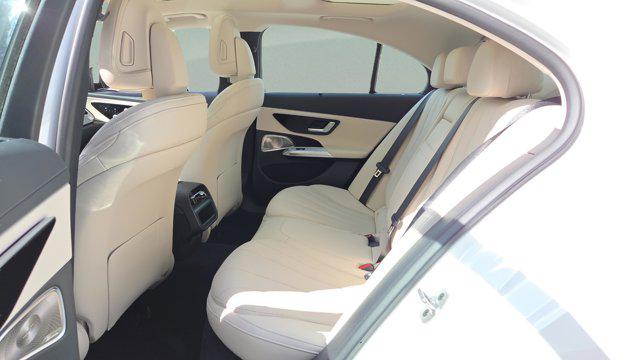 MERCEDES-BENZ E-CLASS - 10