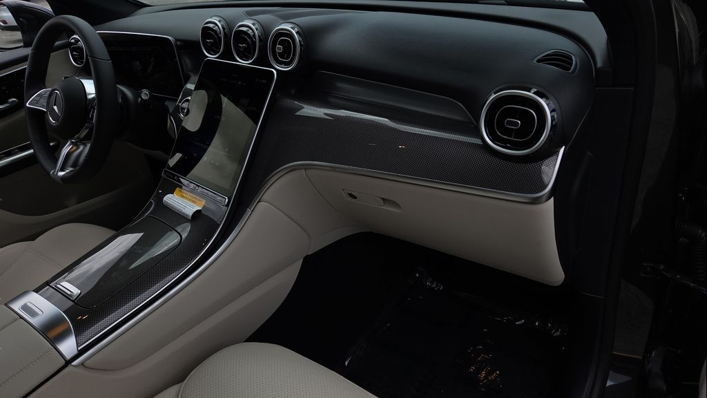 2026 Mercedes-BENZ GLC 缩略图 16