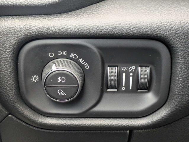 صورة مصغرة 25 لـ 2026 RAM 1500 LARAMIE