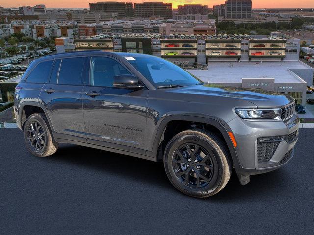 New 2026 Jeep Grand Cherokee Laredo