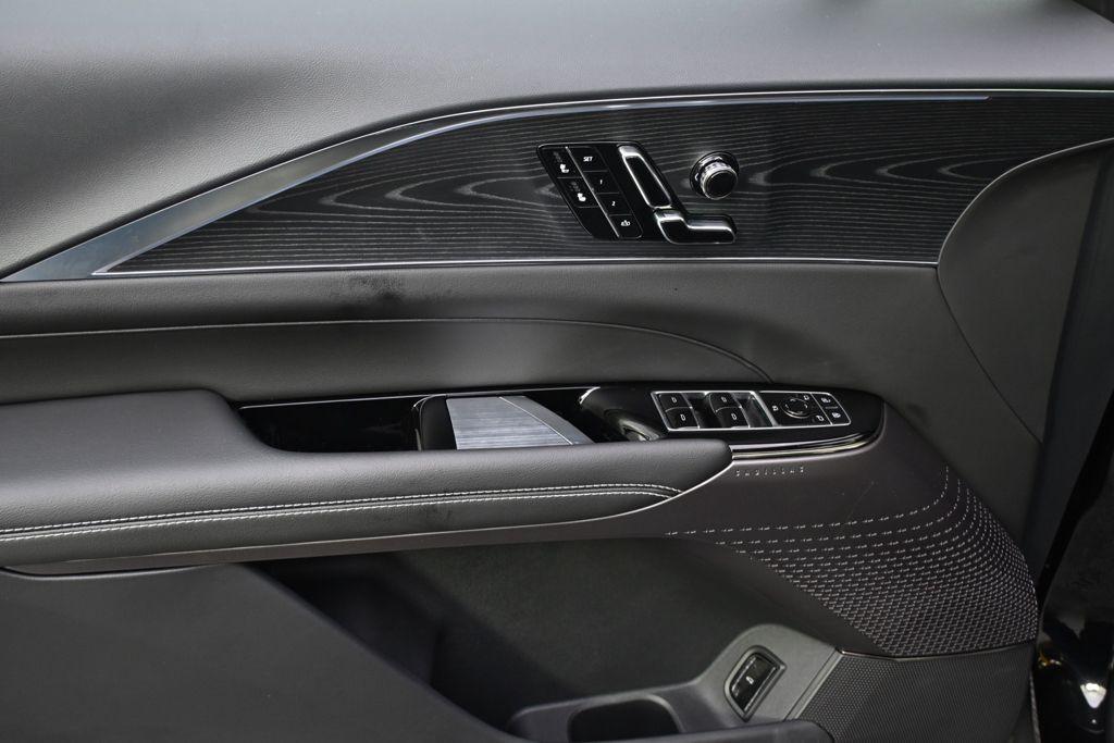 2026 Cadillac LYRIQ LUXURY 缩略图 22