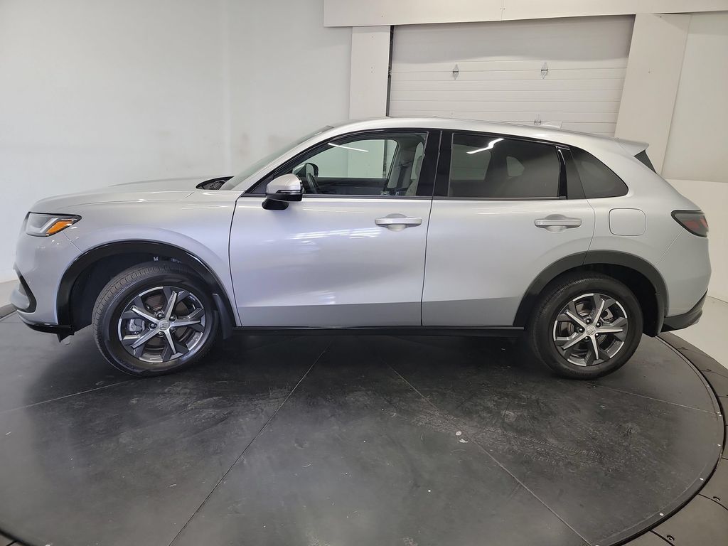 صورة 4 لـ 2025 Honda HR-V EX-L