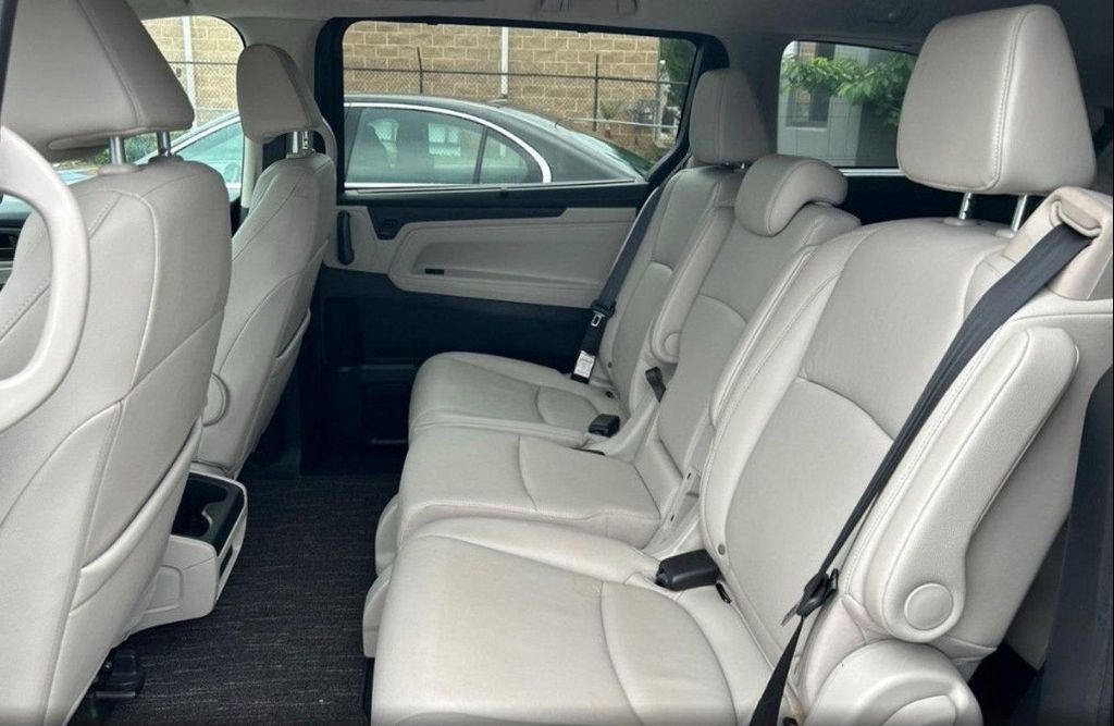 2025 Honda ODYSSEY EX-L — миниатюра 12