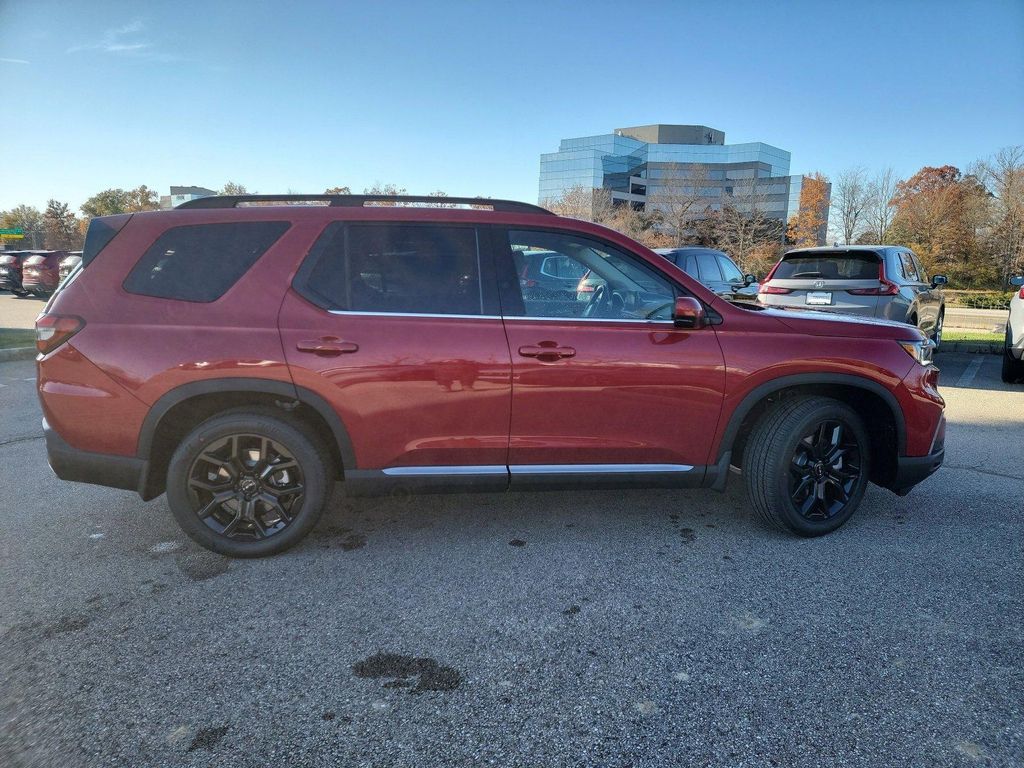 2025 Honda PILOT TOURING 8-PASSENGER photo 8