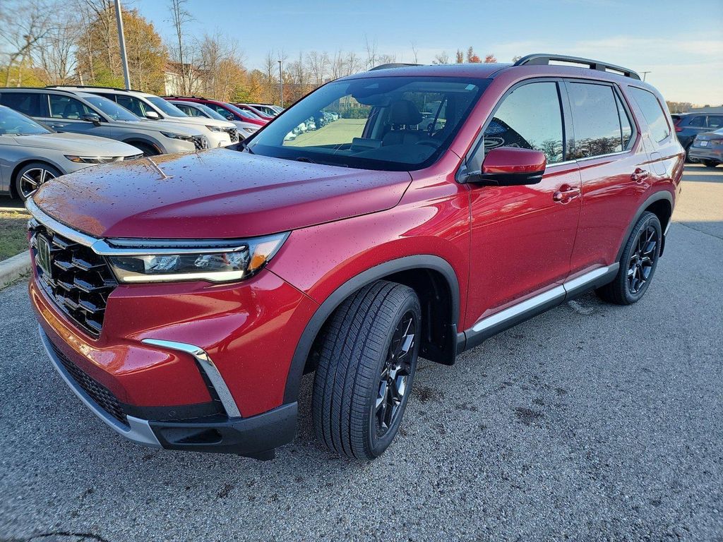 2025 Honda PILOT TOURING 8-PASSENGER photo 1