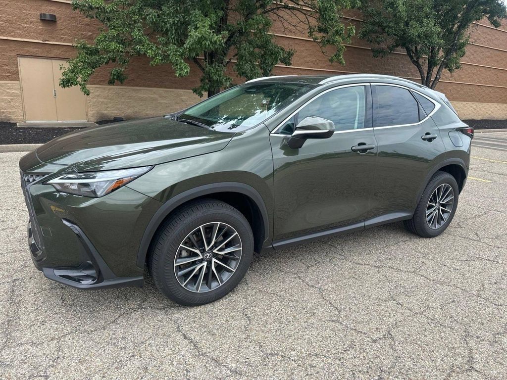 2025 Lexus NX 350H AWD — фото 8