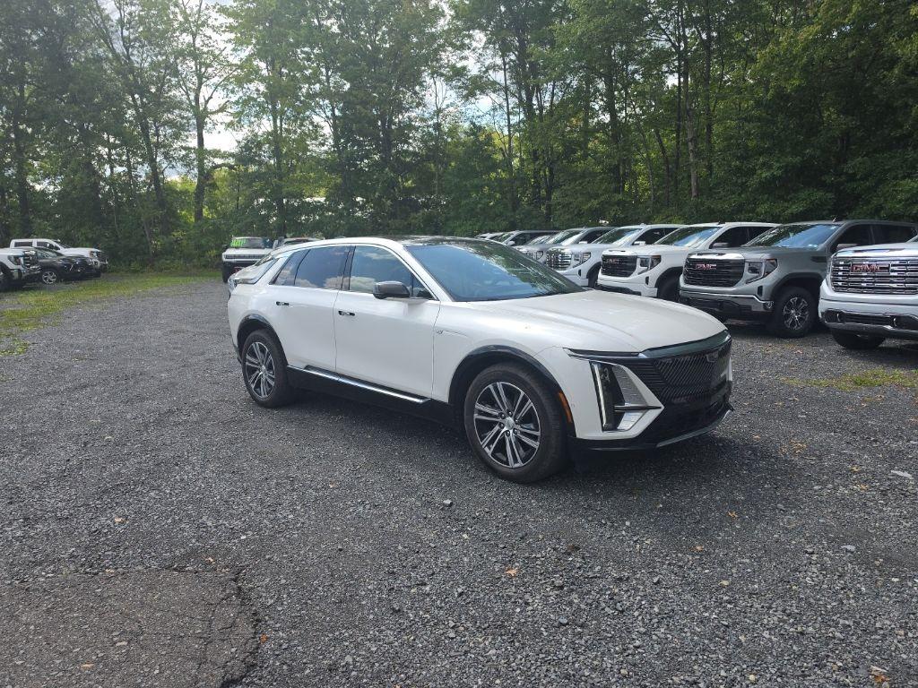 2024 Cadillac LYRIQ Luxury