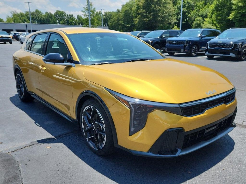 New 2026 Kia K4 GT-Line