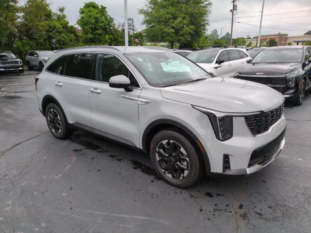 New 2025 Kia Sorento S