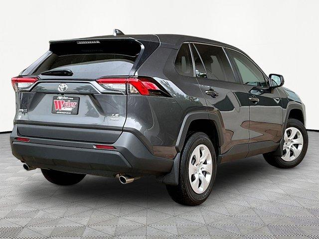 2023 Toyota RAV4 LE — фото 6