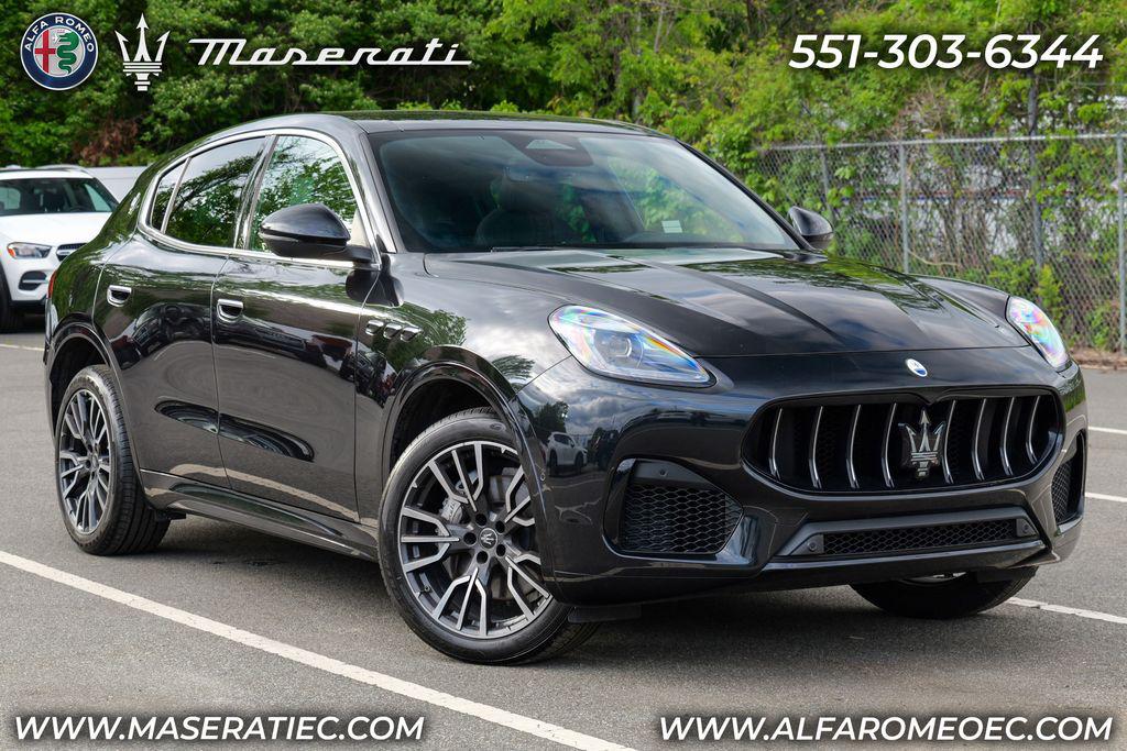New 2025 Maserati Grecale Base