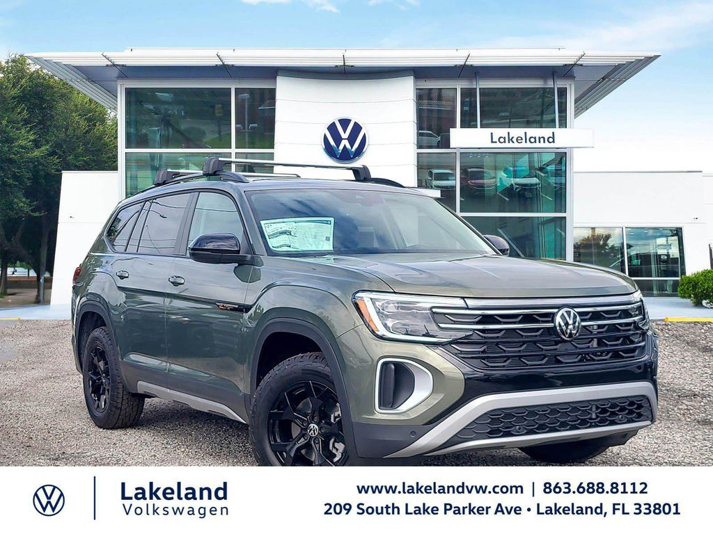 New 2026 Volkswagen Atlas Peak Edition