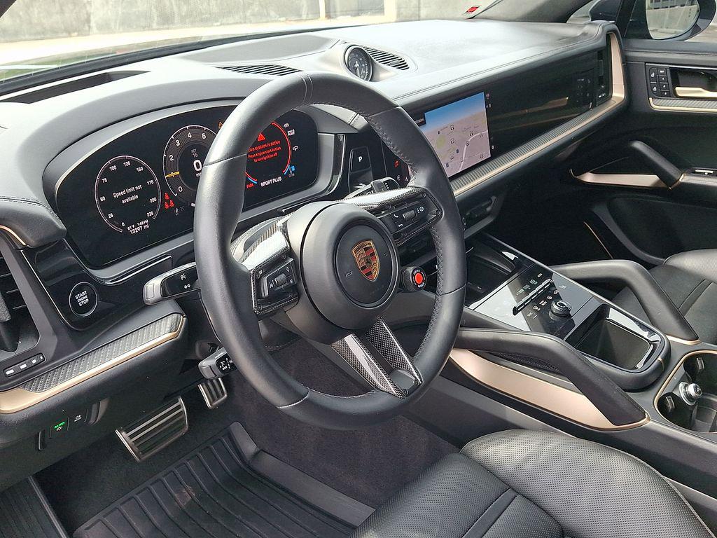 2025 Porsche CAYENNE TURBO GT — фото 4