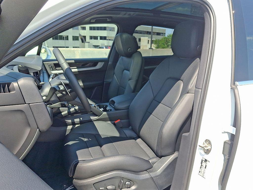 PORSCHE CAYENNE - 5
