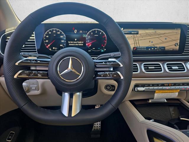 MERCEDES-BENZ GLS - 10