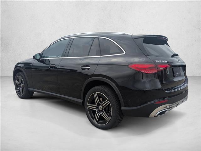 MERCEDES-BENZ GLC - 7