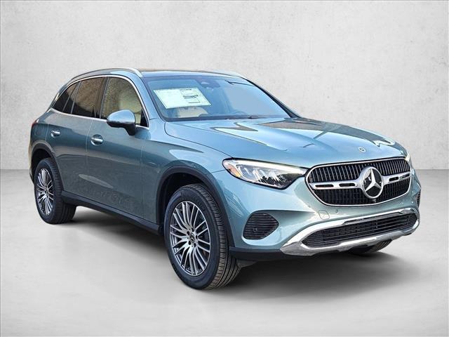 2027 Mercedes-BENZ GLC thumbnail 7