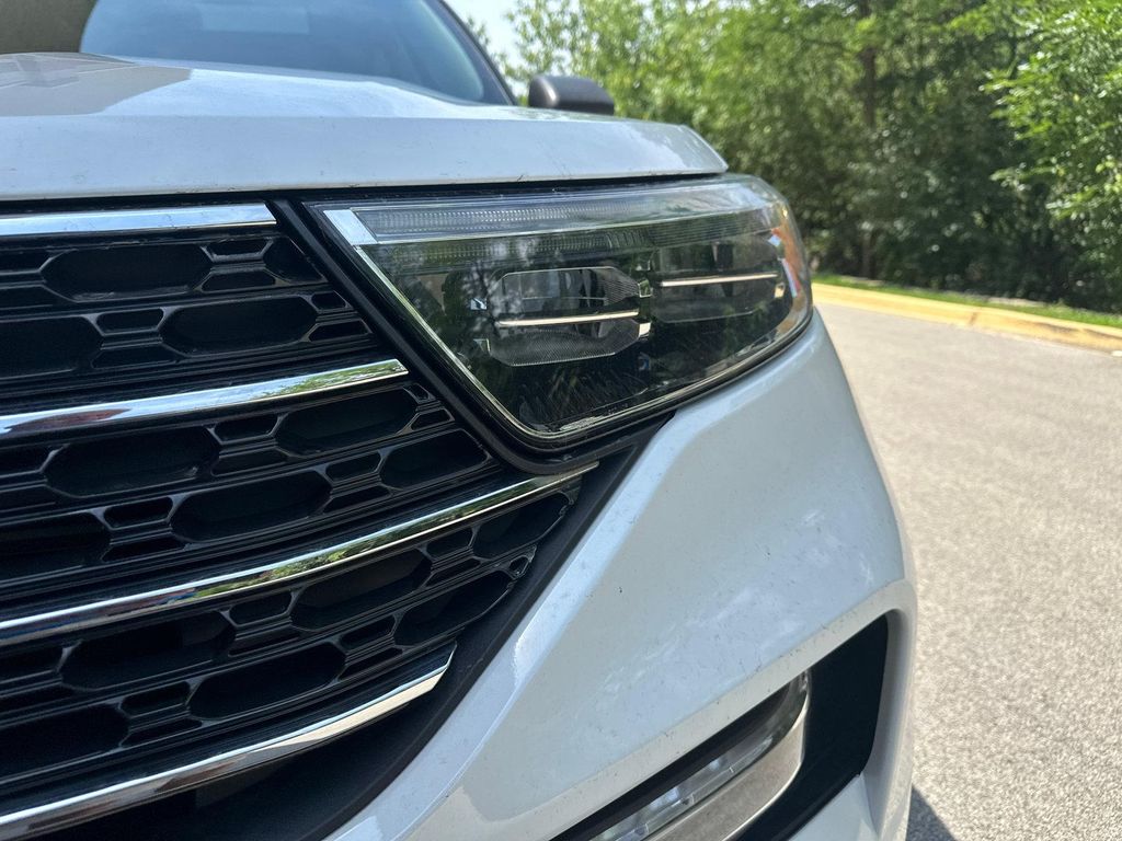 2023 FORD EXPLORER XLT — фото 10