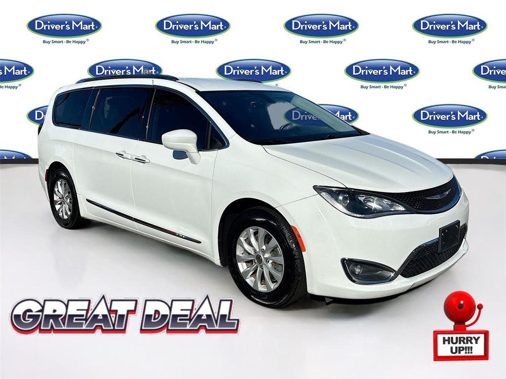 Used 2019 Chrysler Pacifica Touring L