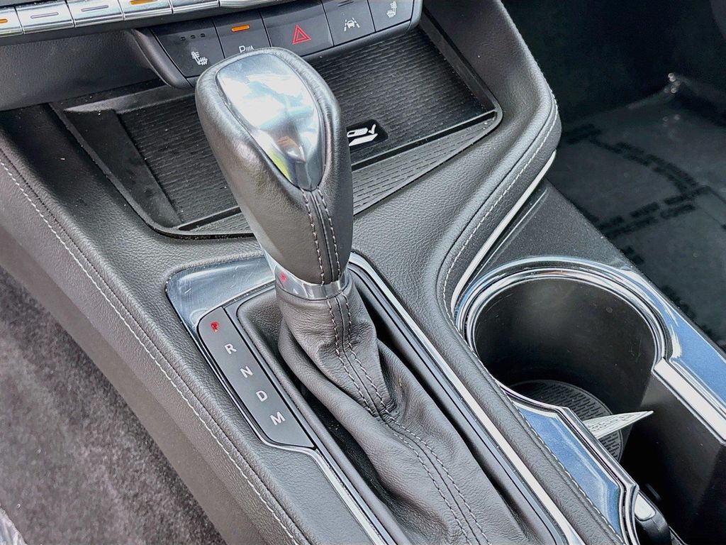 صورة 16 لـ 2026 Cadillac CT4 LUXURY RWD