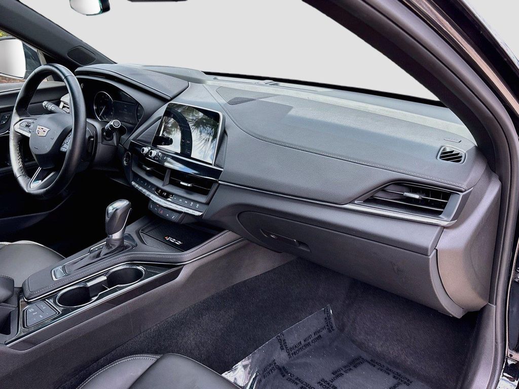 صورة مصغرة 28 لـ 2026 Cadillac CT4 LUXURY RWD