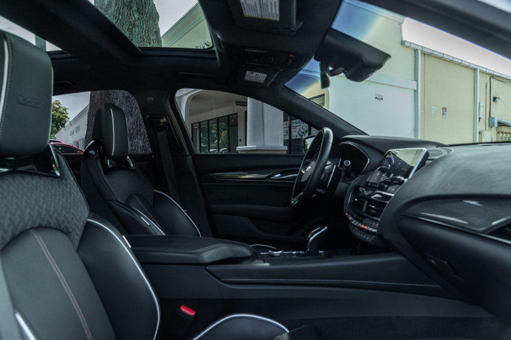 2024 Cadillac CT5-V 4DR SEDAN BLACKWING — фото 27