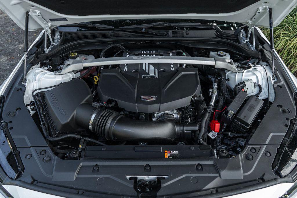 2024 Cadillac CT5-V 4DR SEDAN BLACKWING — фото 31