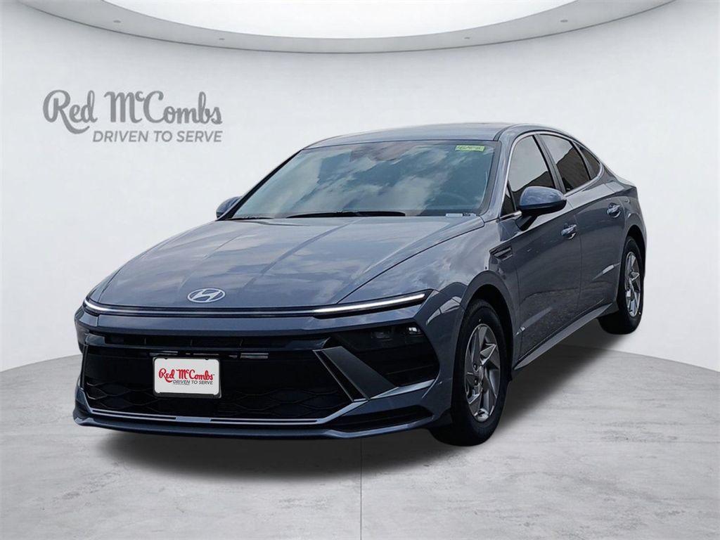 New 2026 Hyundai SONATA SE