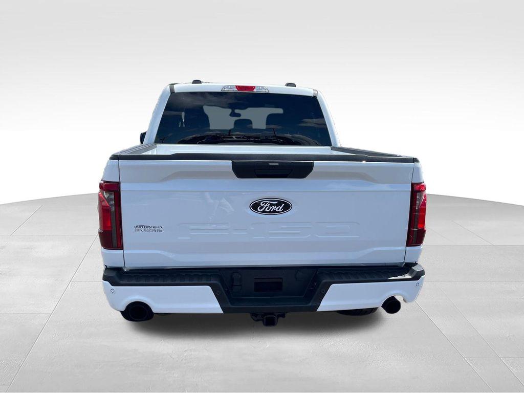 صورة 4 لـ 2026 FORD F-150 STX
