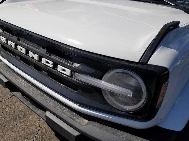 FORD BRONCO - 10