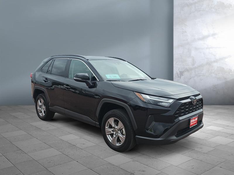 2025 Toyota RAV4 XLE 照片 8
