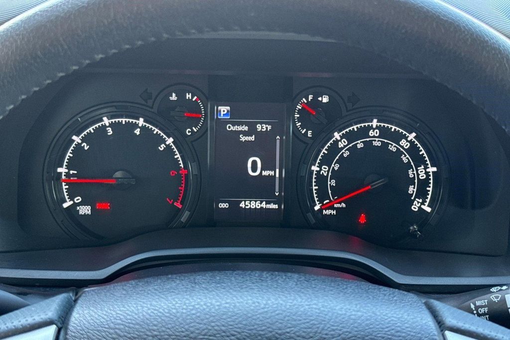 2024 Toyota 4RUNNER SR5 缩略图 16