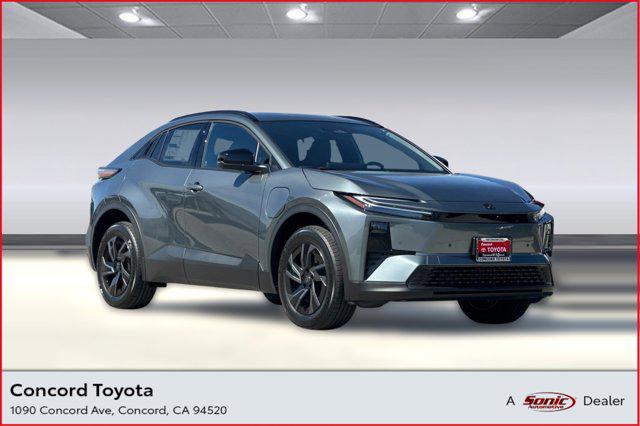 New 2026 Toyota C-HR SE
