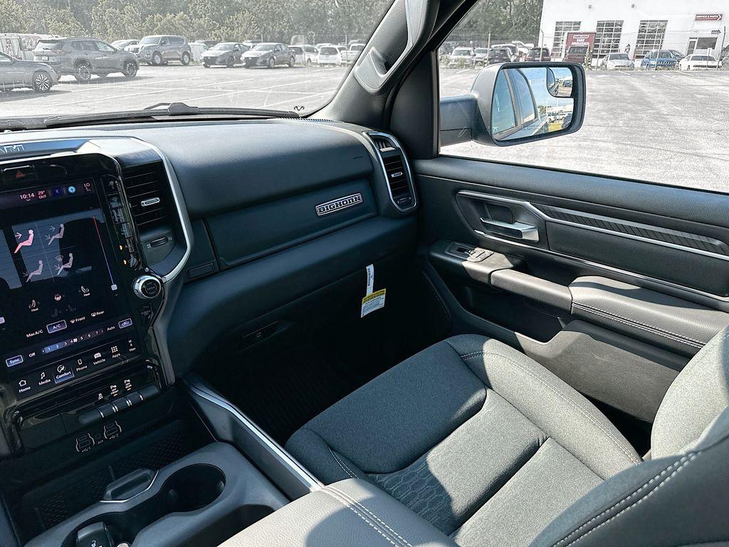 2026 RAM 1500 BIG HORN/LONE STAR thumbnail 31