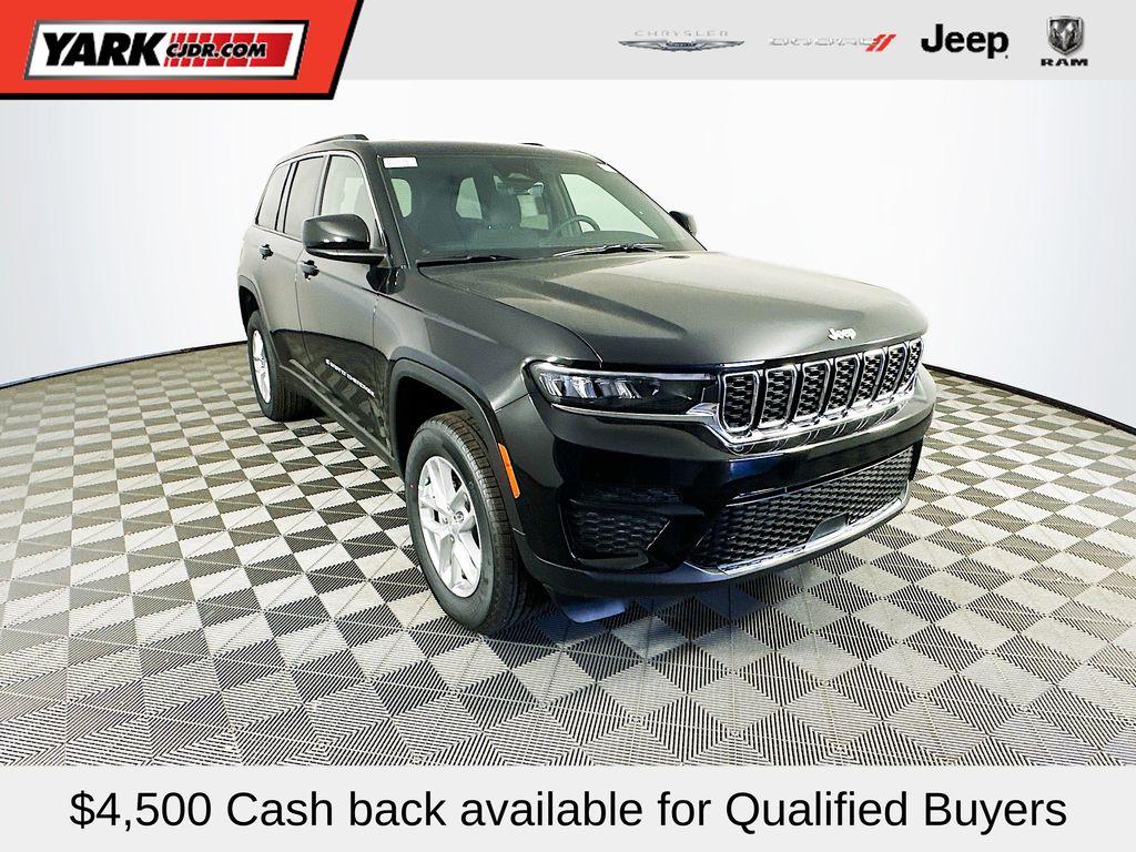 New 2026 Jeep Grand Cherokee Laredo