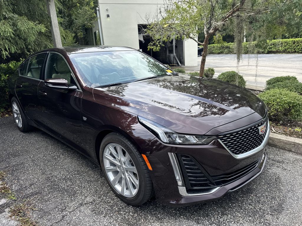 2022 Cadillac CT5 LUXURY — фото 3
