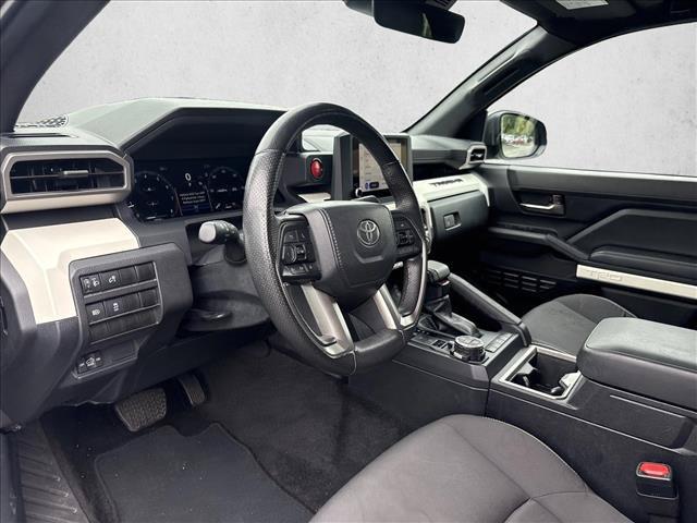 صورة 9 لـ 2024 Toyota TACOMA TRD OFF ROAD