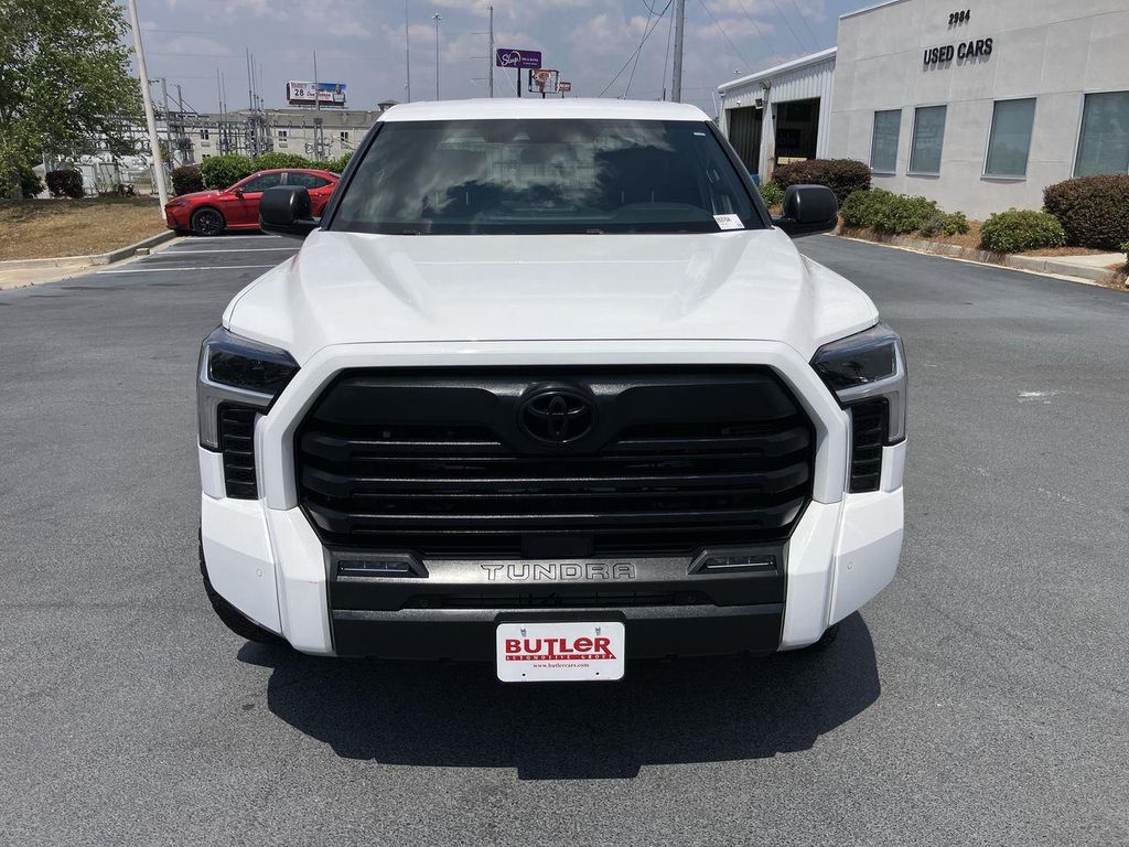 TOYOTA TUNDRA - 8
