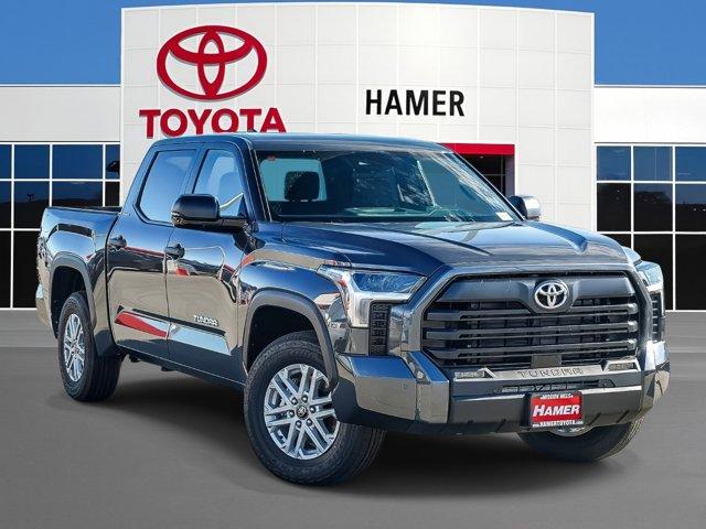 New 2026 Toyota Tundra SR5