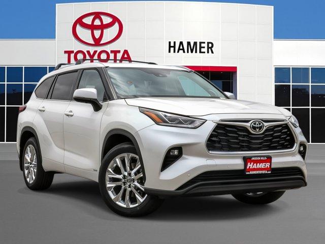 New 2026 Toyota Highlander Hybrid Limited