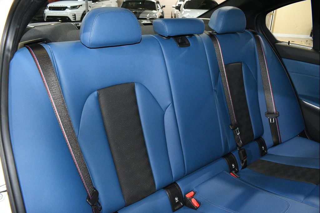 2025 BMW M3 COMPETITION XDRIVE 缩略图 18