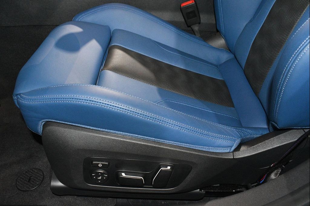 2025 BMW M3 COMPETITION XDRIVE 缩略图 13