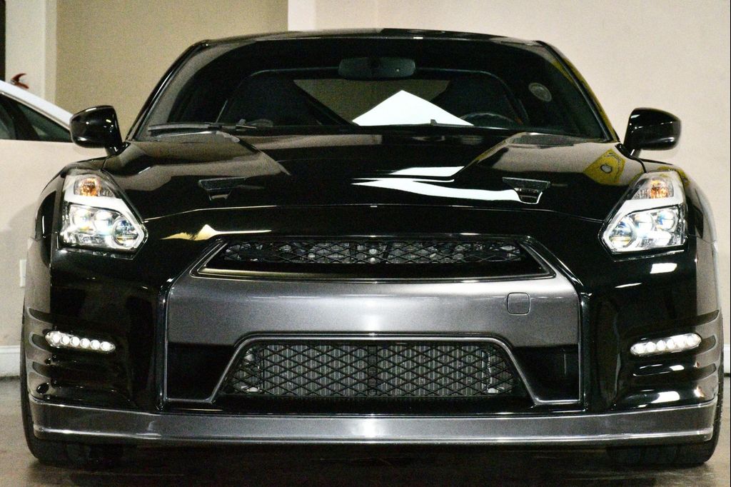 2013 Nissan GT-R